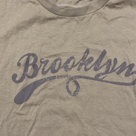 NWT Brooklyn T-shirt - Picture 2 of 2